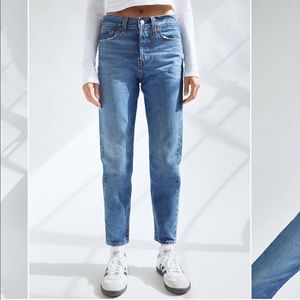 Levi’s Wedgie Icon Jeans